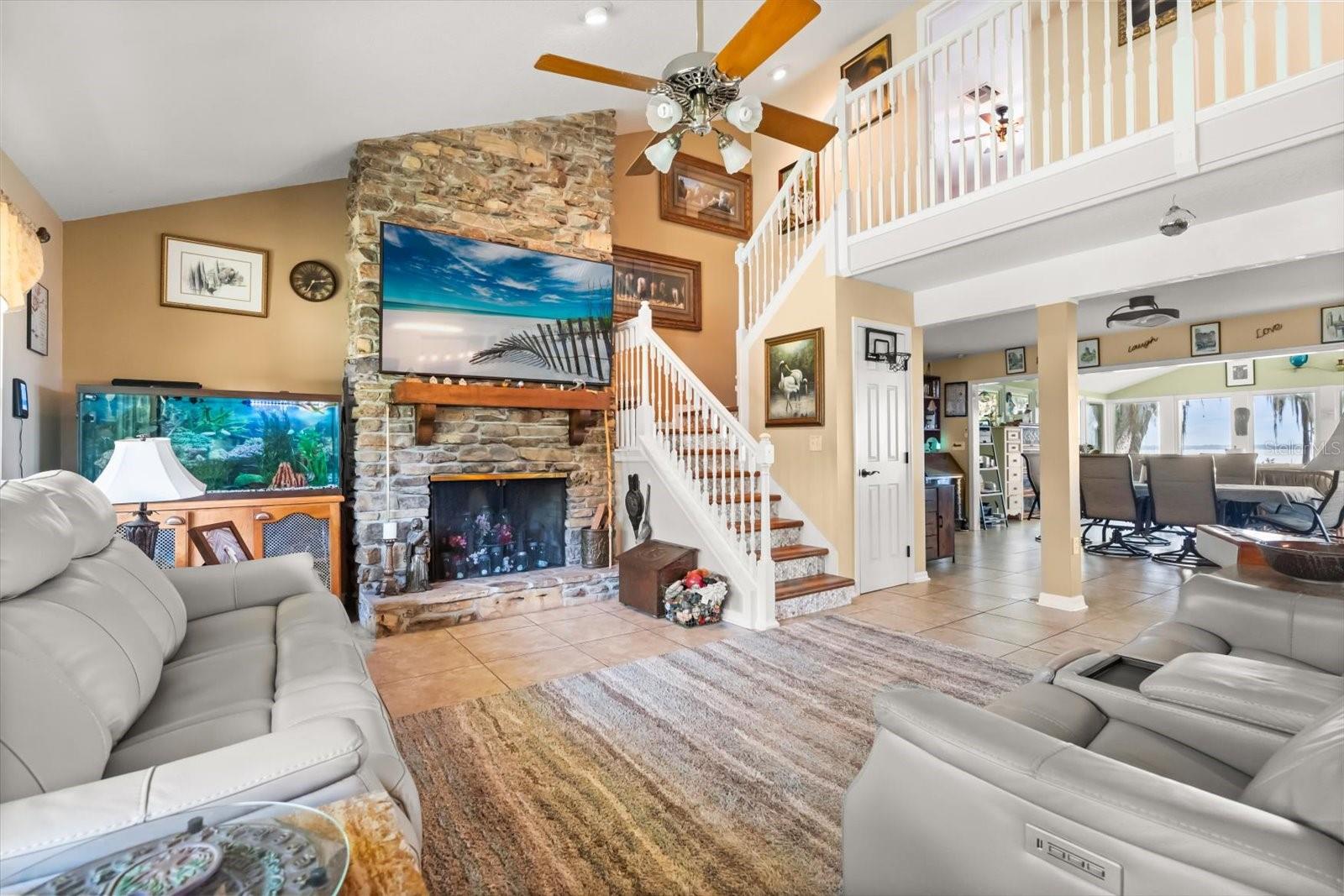Image 5 of 50 For 35215 Harbor Shores Road