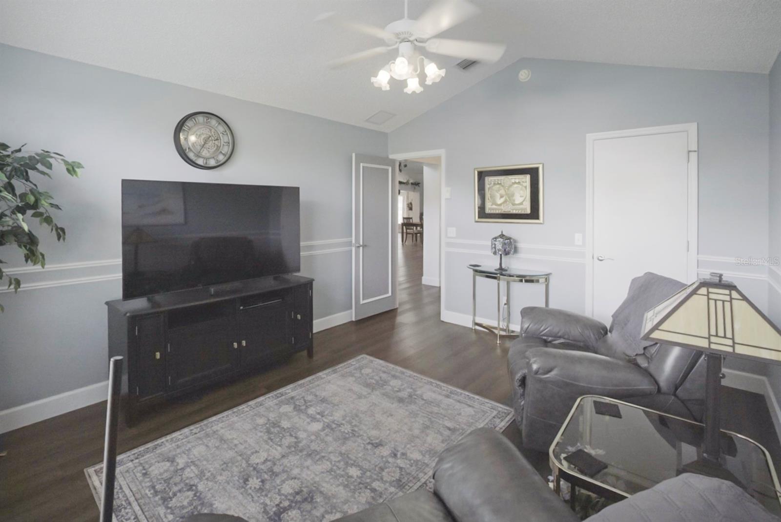 Image 13 of 41 For 113 Palermo Place