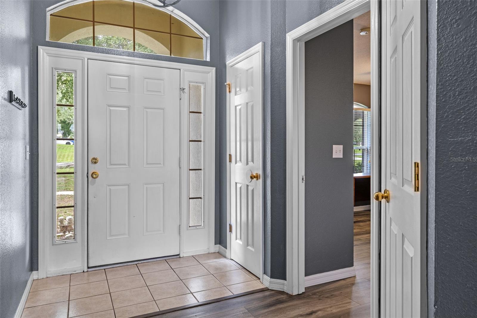 Image 2 of 43 For 2228 Lake Pointe Circle
