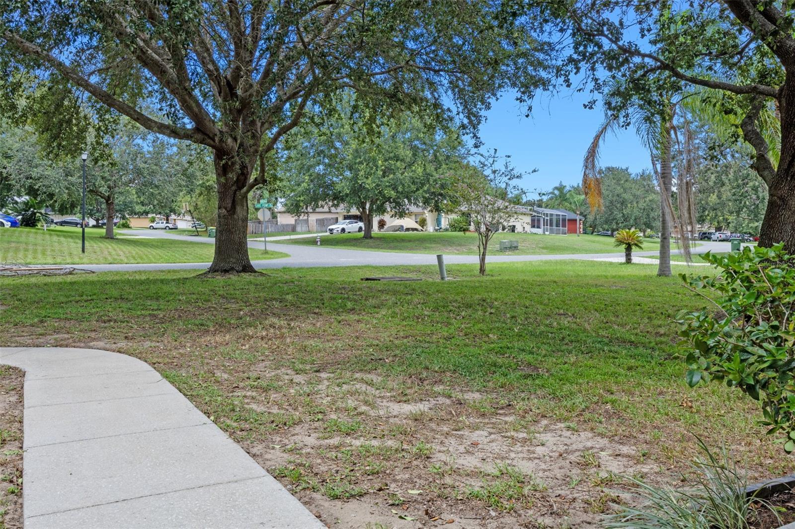 Image 40 of 43 For 2228 Lake Pointe Circle