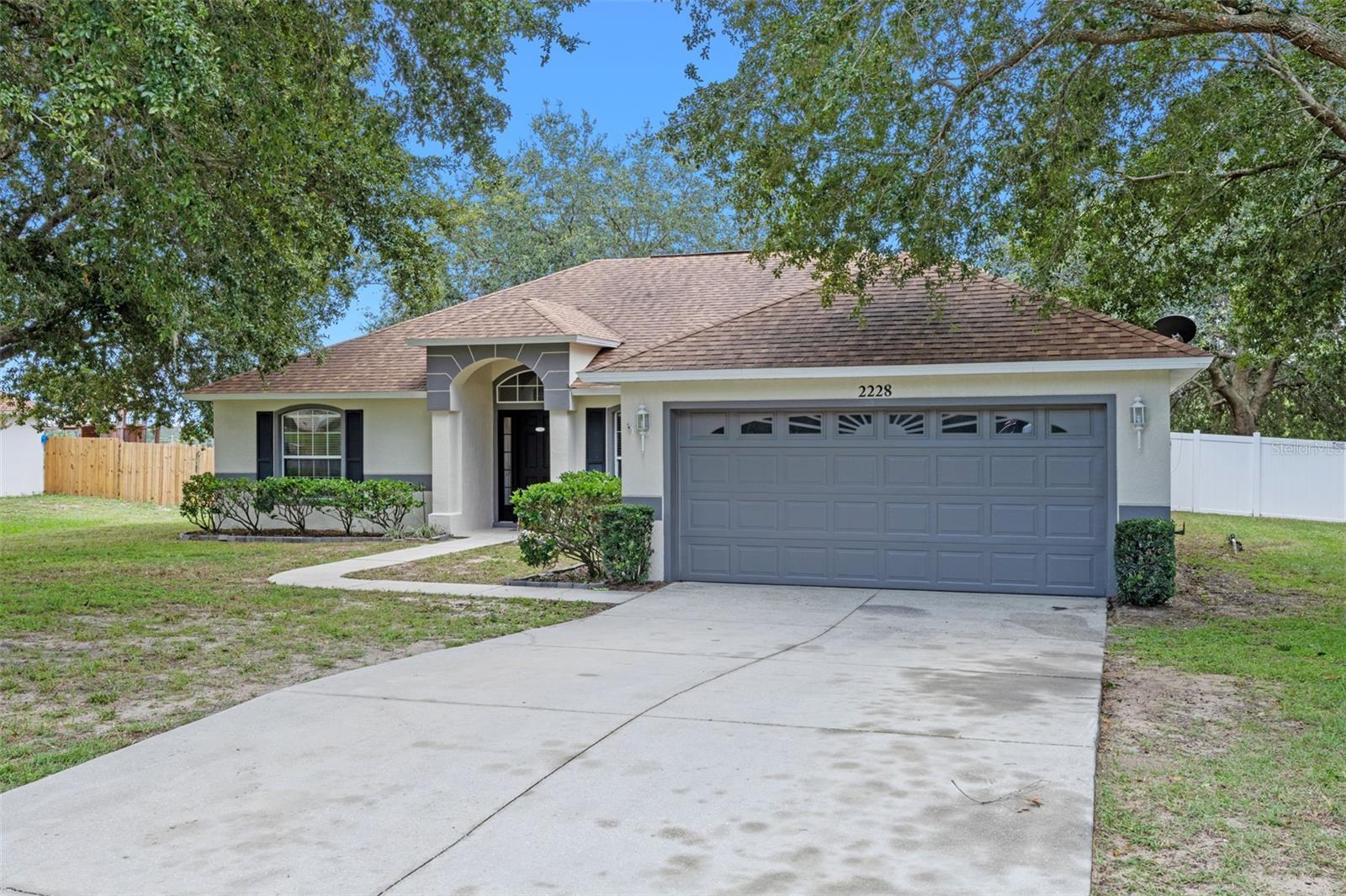 Image 42 of 43 For 2228 Lake Pointe Circle