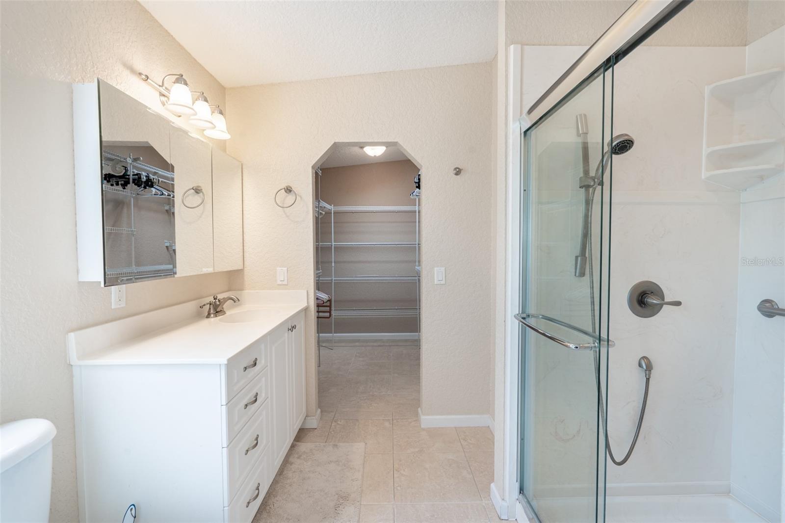 Image 12 of 40 For 2222 St George Drive