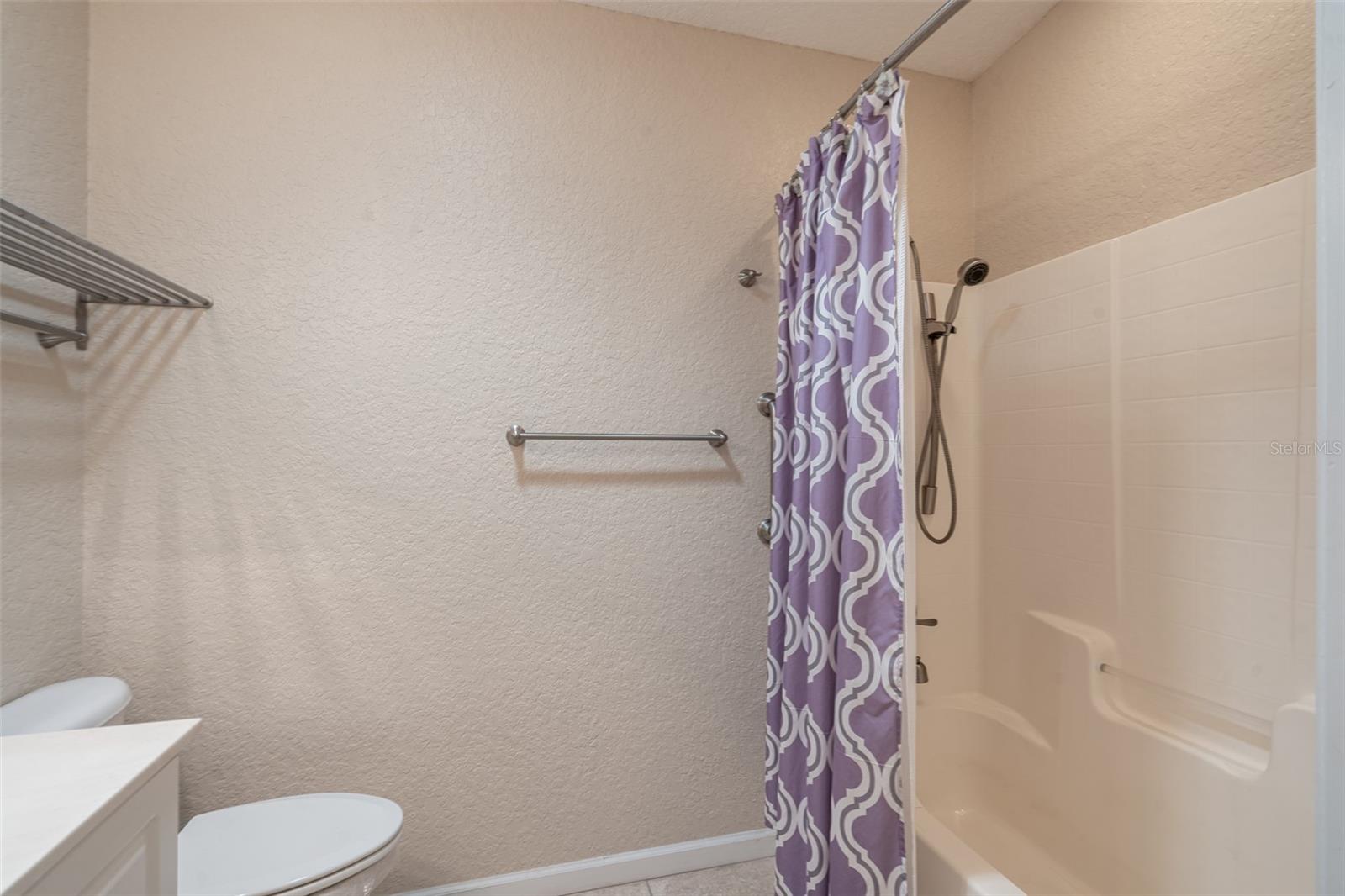 Image 17 of 40 For 2222 St George Drive