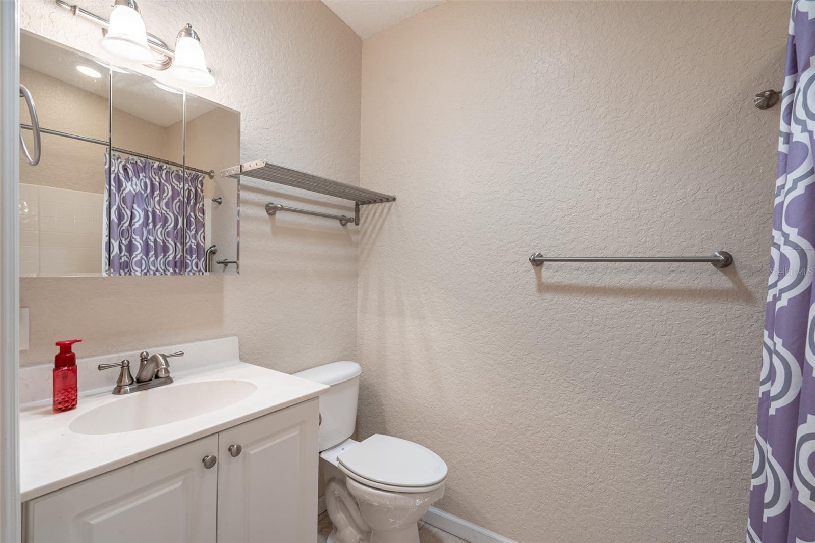 Image 18 of 40 For 2222 St George Drive