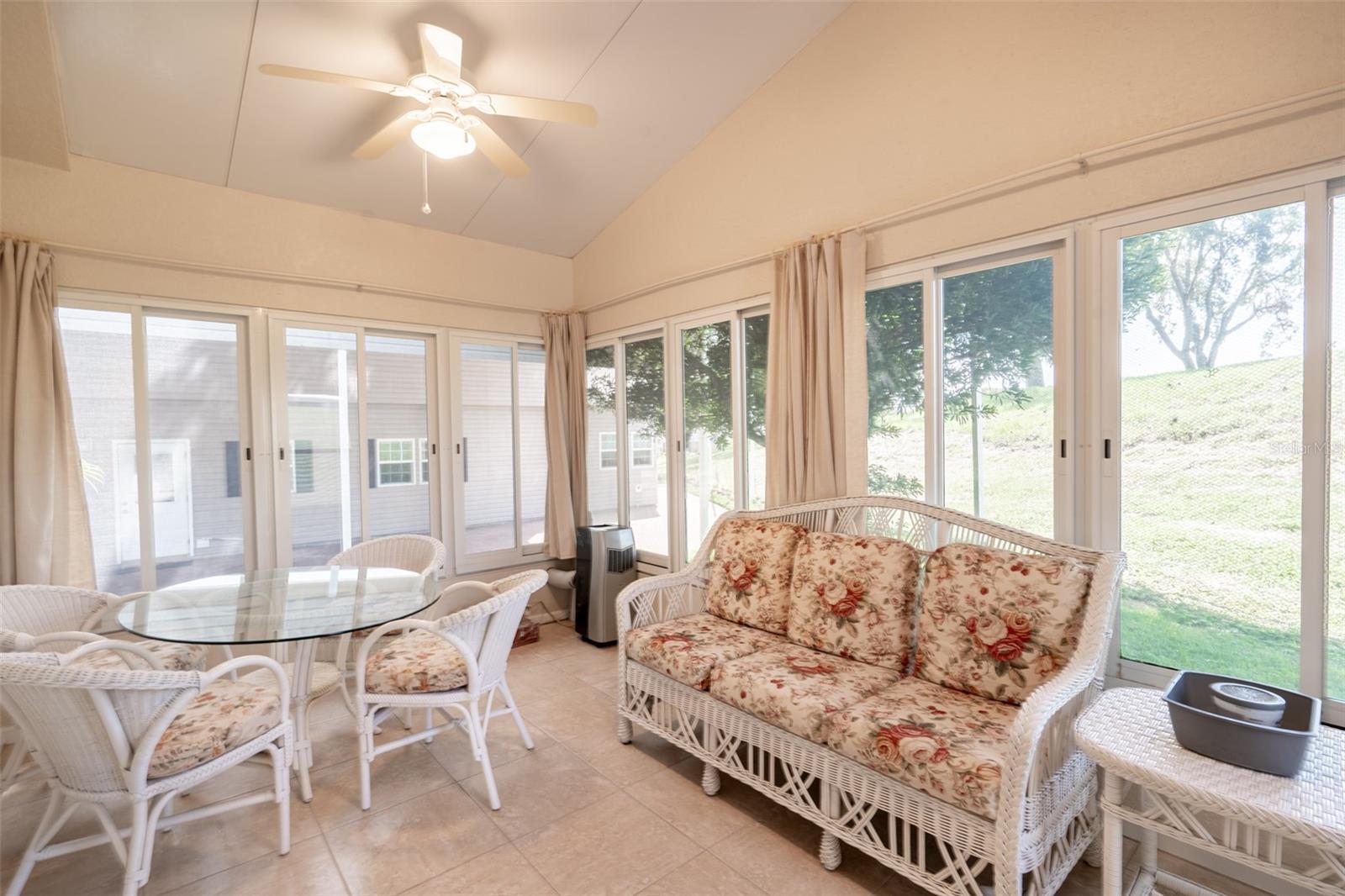 Image 19 of 40 For 2222 St George Drive
