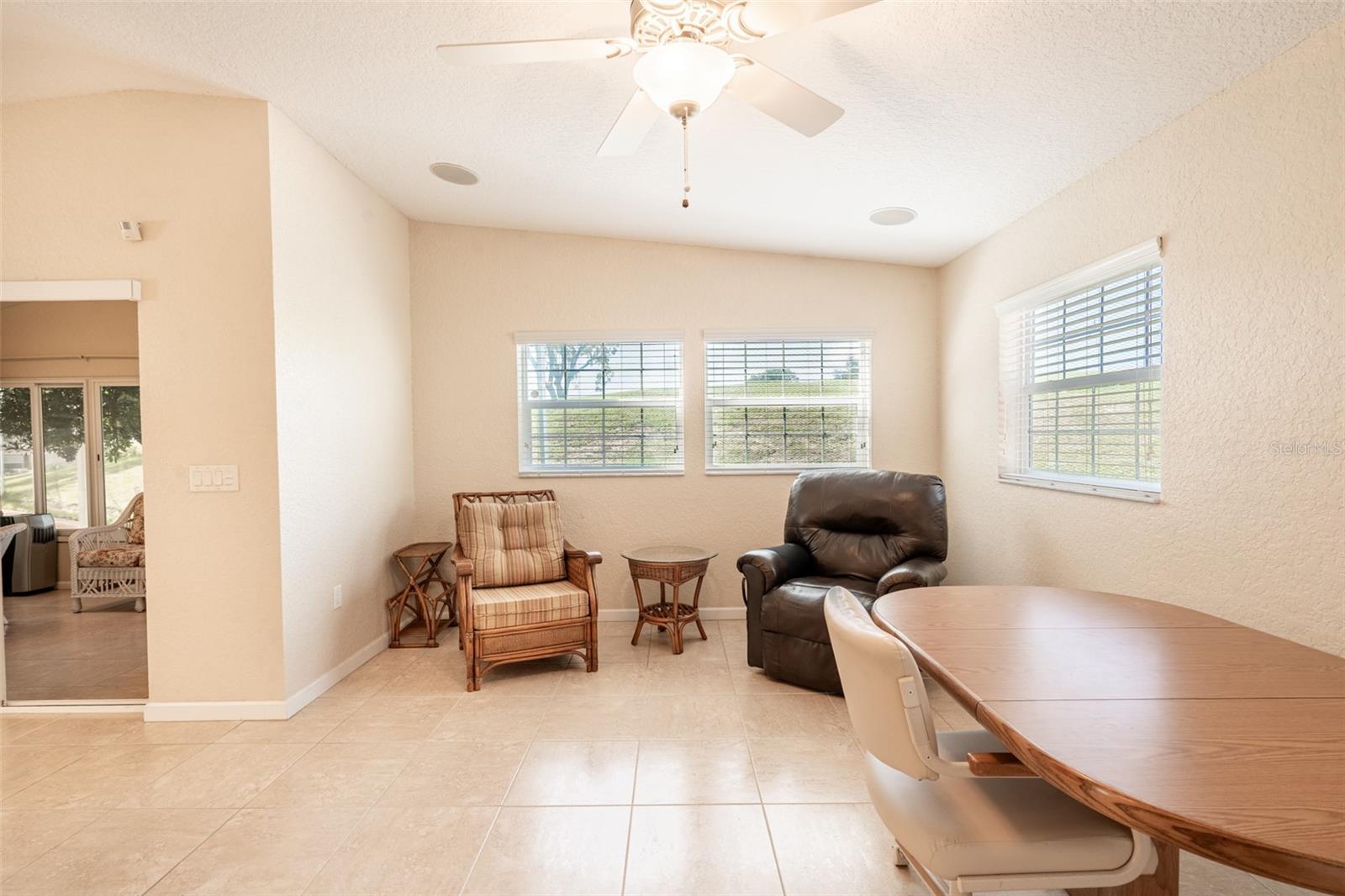 Image 4 of 40 For 2222 St George Drive
