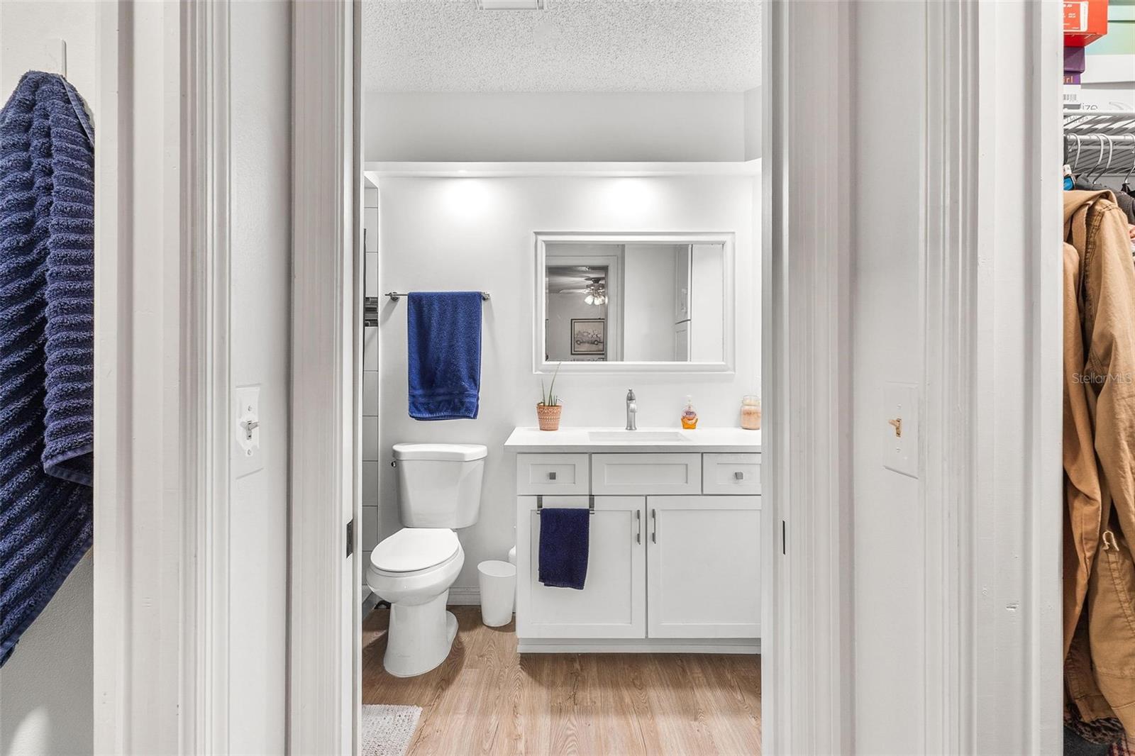 Image 19 of 41 For 1097 Palm Harbor Drive
