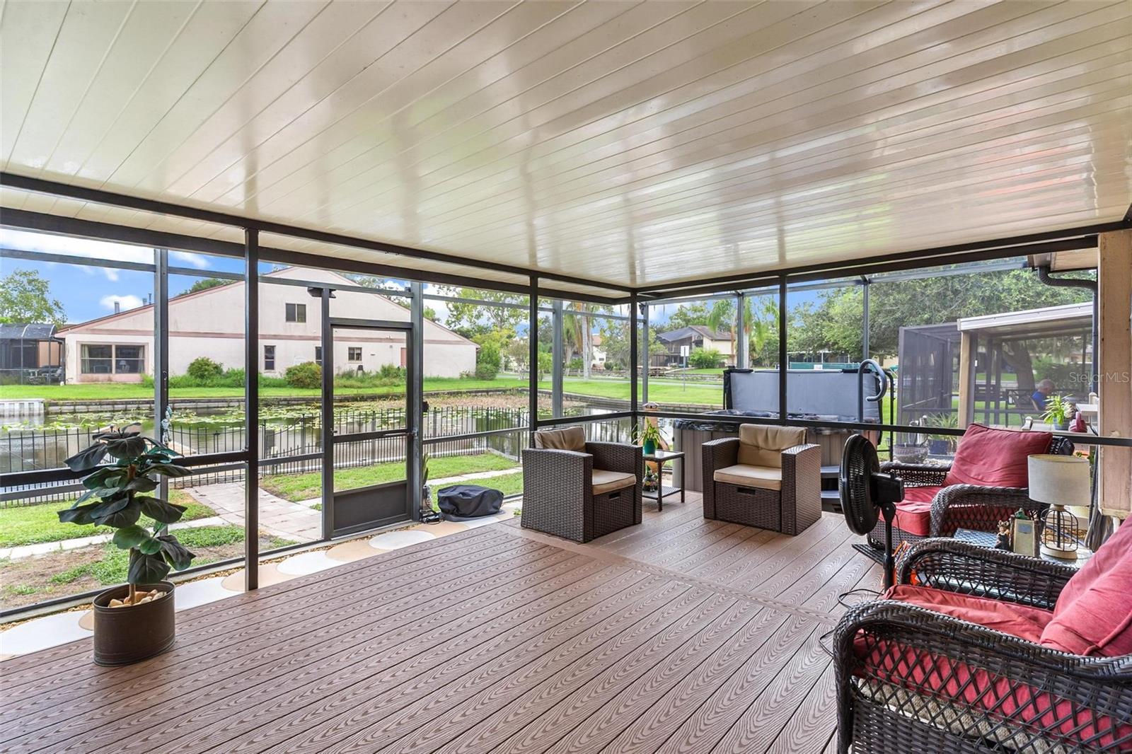 Image 30 of 41 For 1097 Palm Harbor Drive
