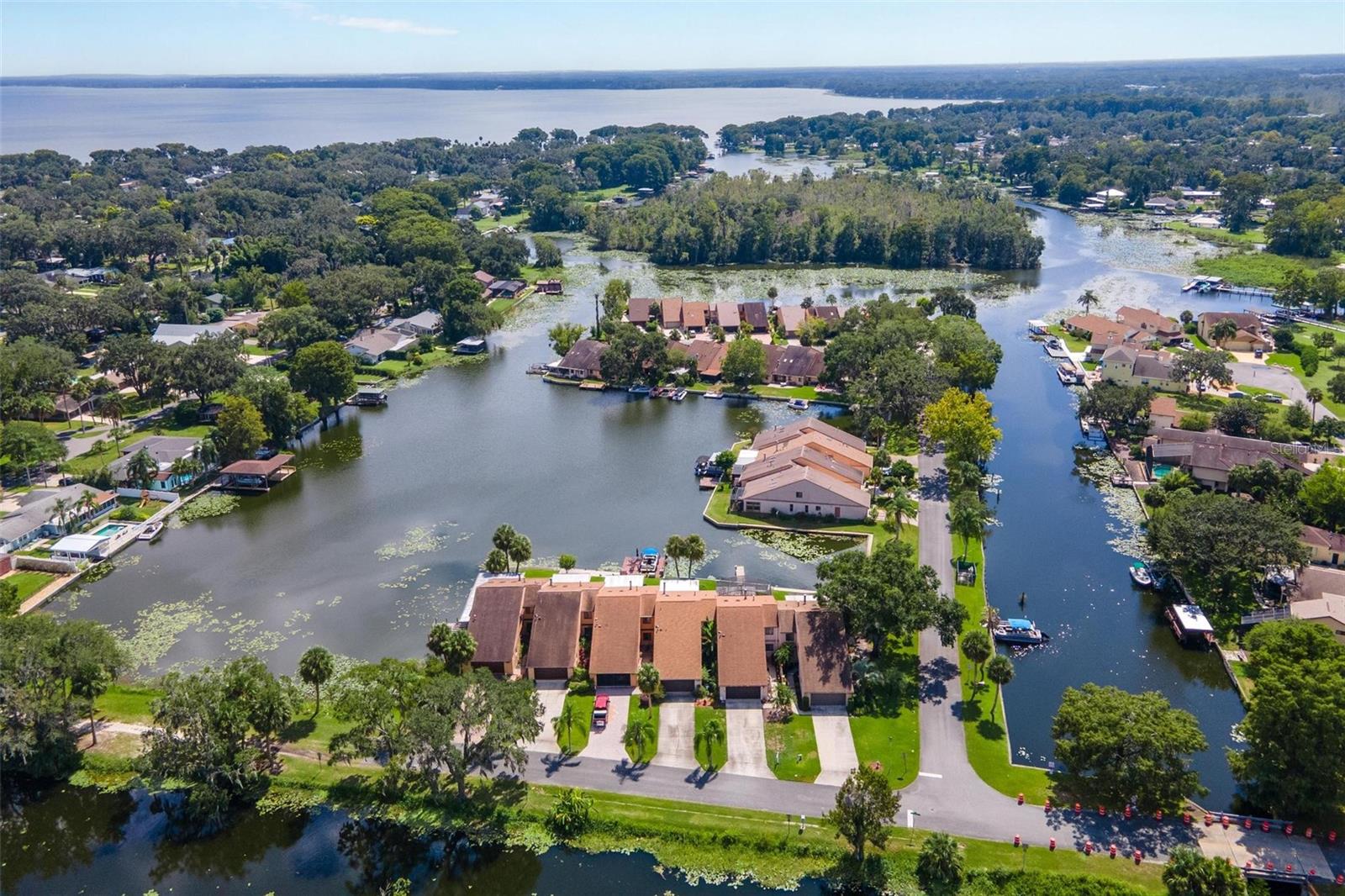 Image 40 of 41 For 1097 Palm Harbor Drive