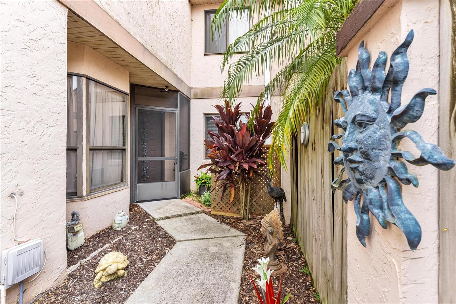 Image 6 of 41 For 1097 Palm Harbor Drive