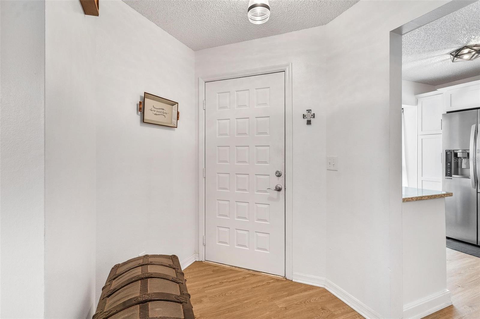 Image 7 of 41 For 1097 Palm Harbor Drive