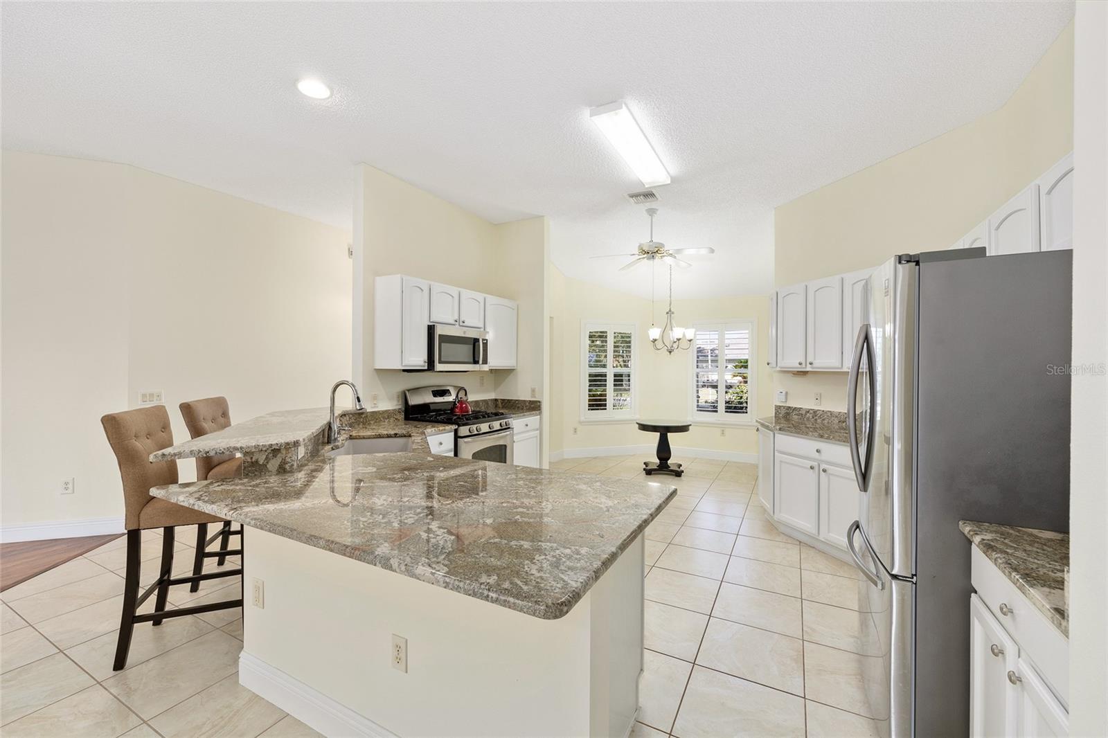 Image 18 of 49 For 1185 Oak Forest Drive