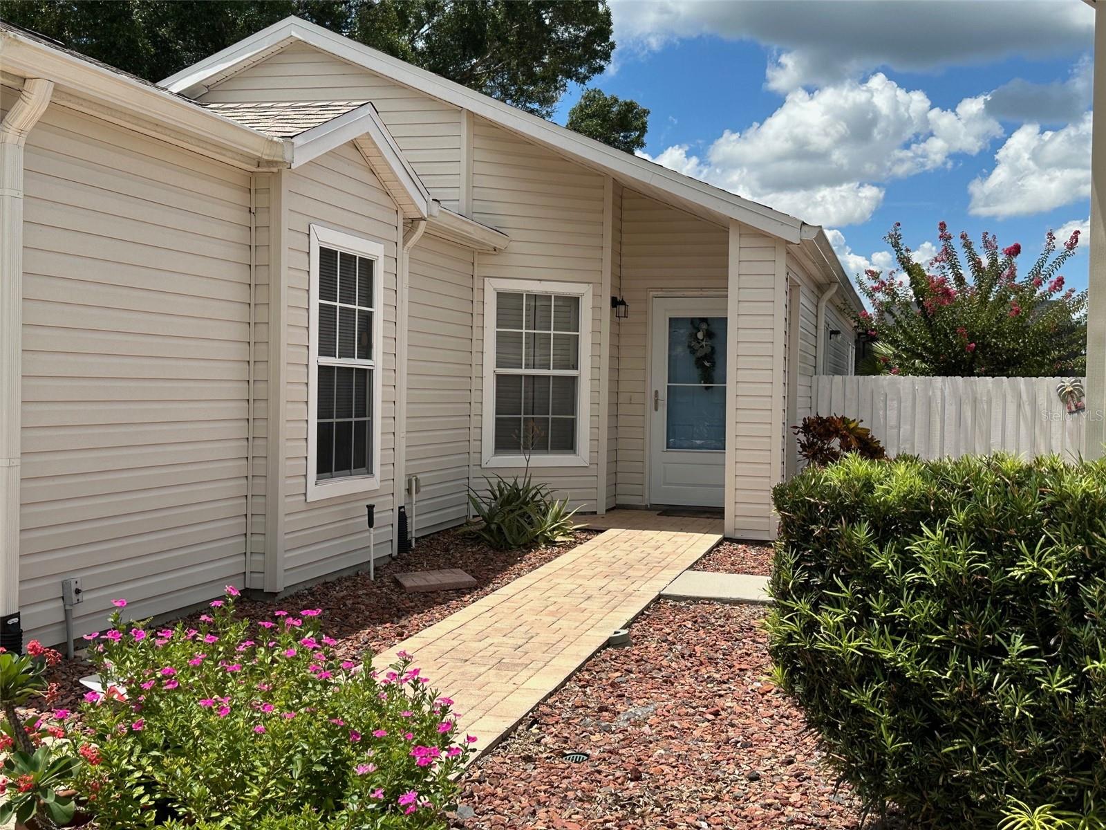 Image 2 of 16 For 4928 Heron Run Cir Circle