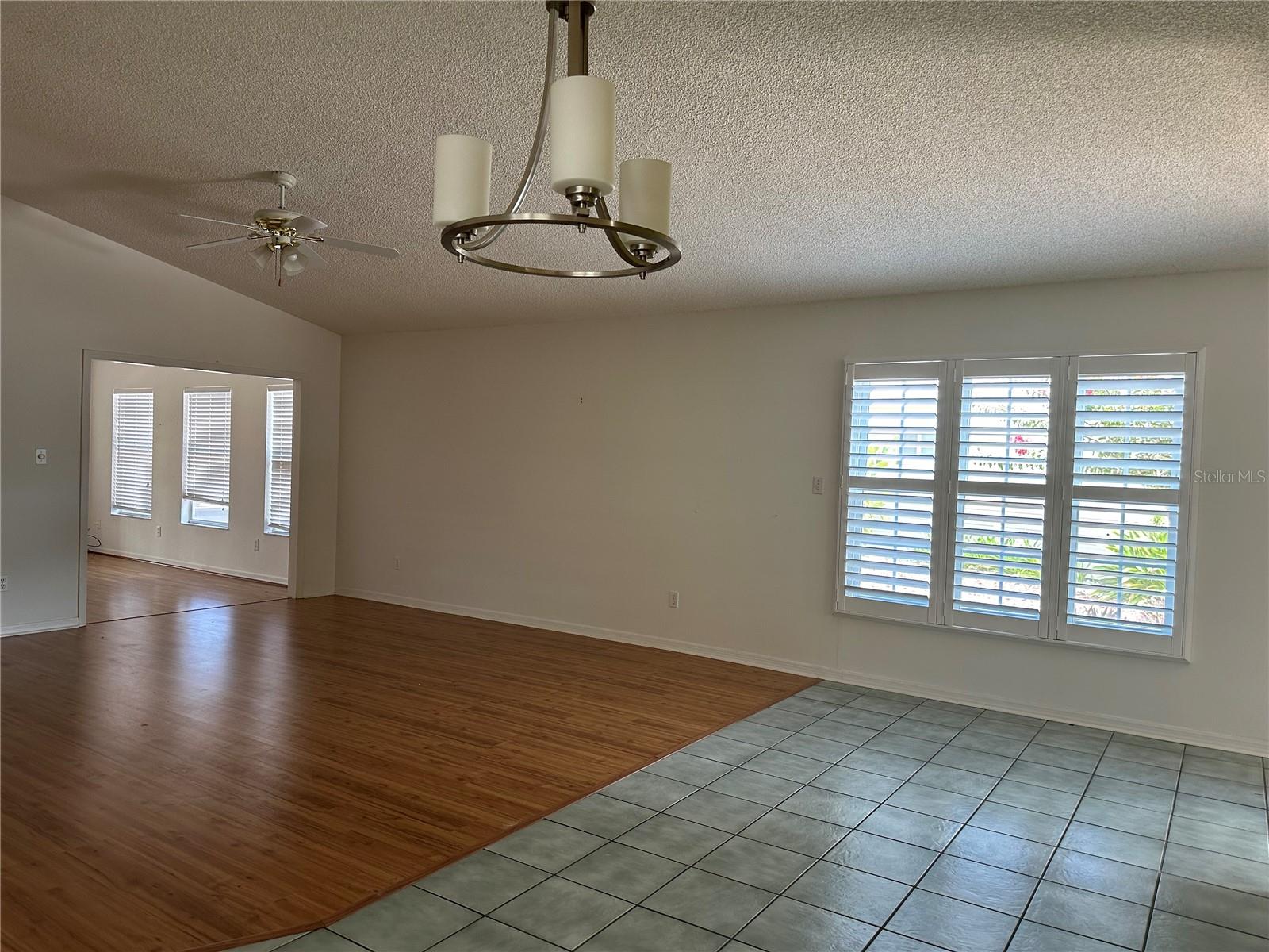 Image 20 of 31 For 4928 Heron Run Cir Circle