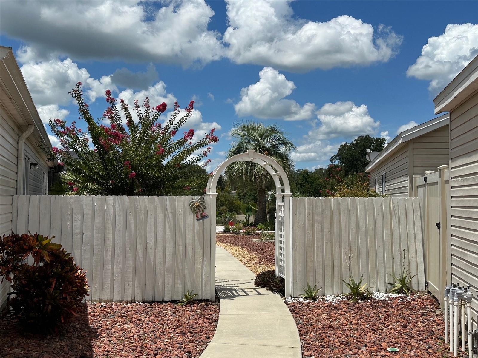 Image 3 of 16 For 4928 Heron Run Cir Circle