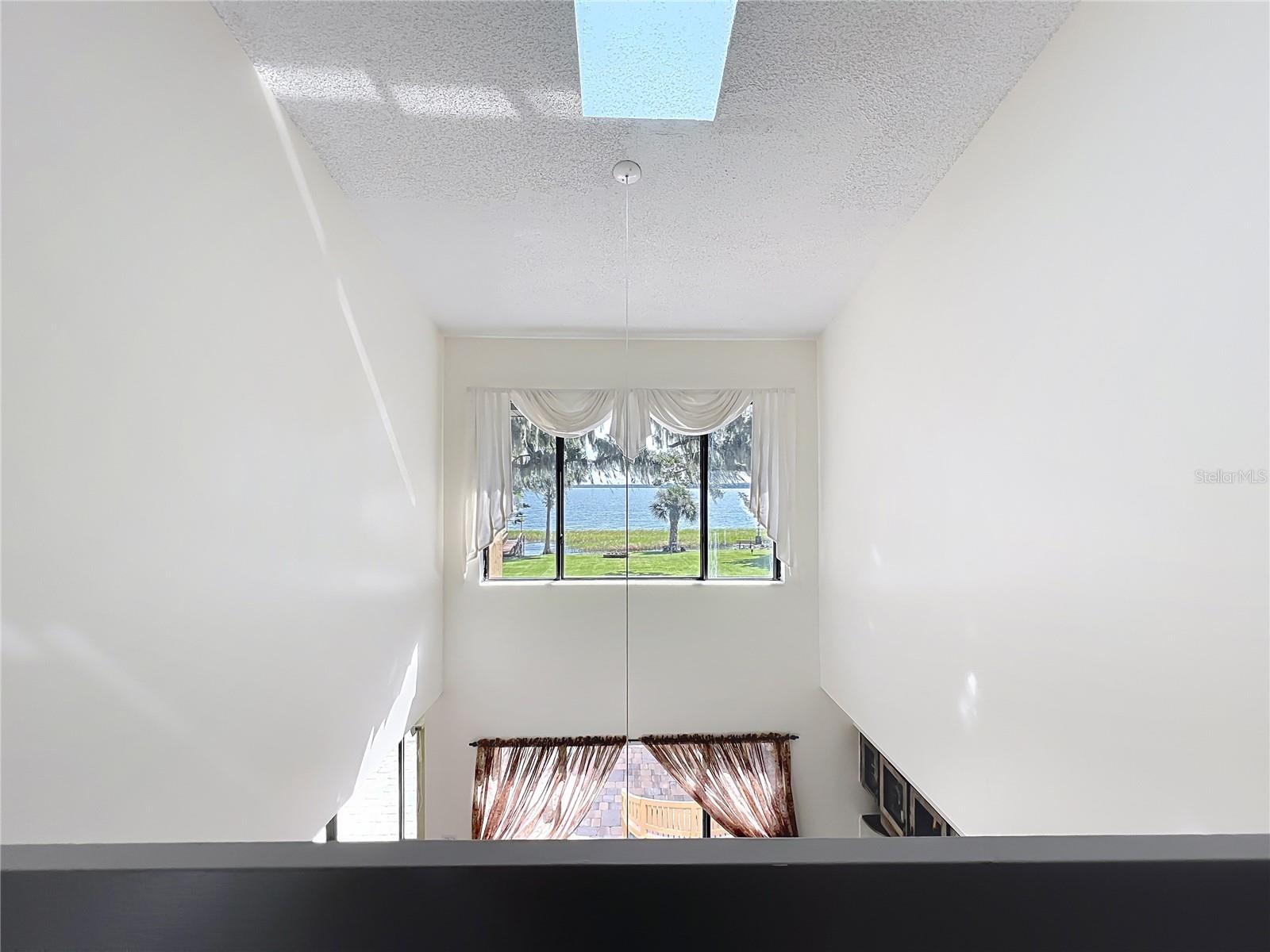 Image 36 of 96 For 35312 Griffin Drive