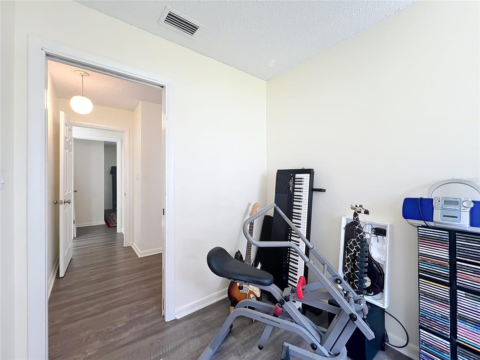 Image 39 of 96 For 35312 Griffin Drive