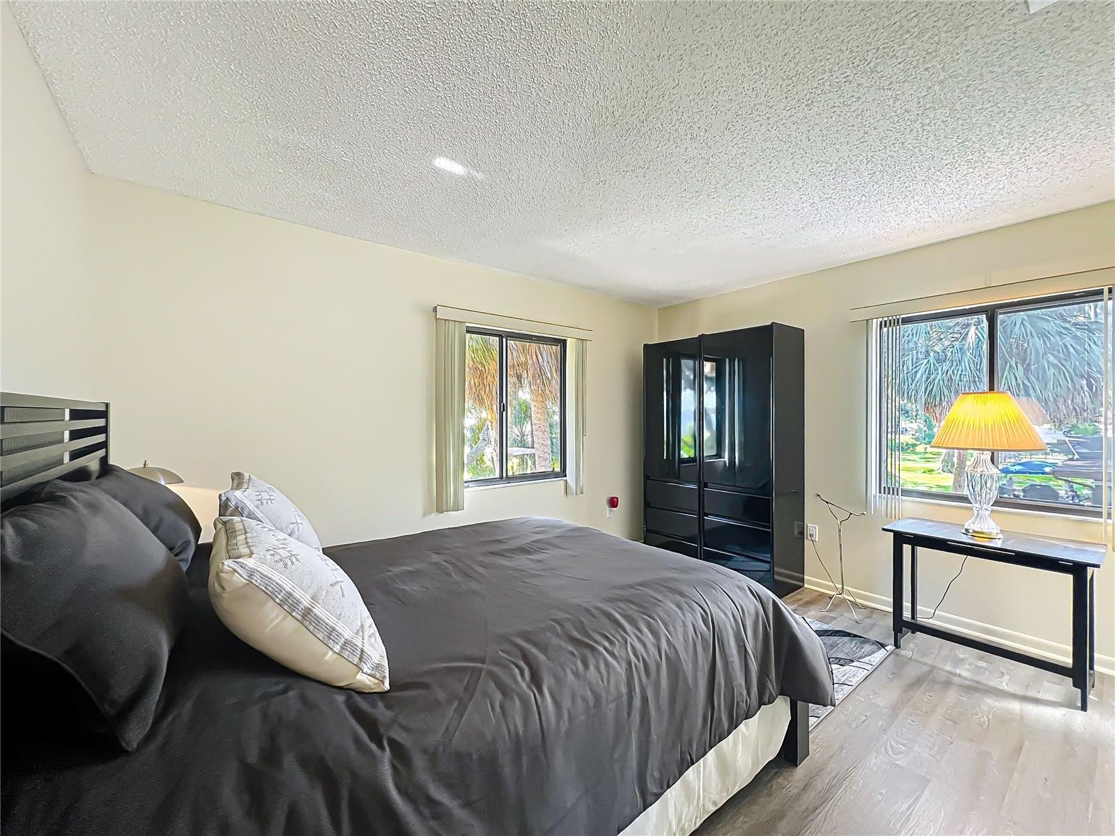 Image 40 of 96 For 35312 Griffin Drive