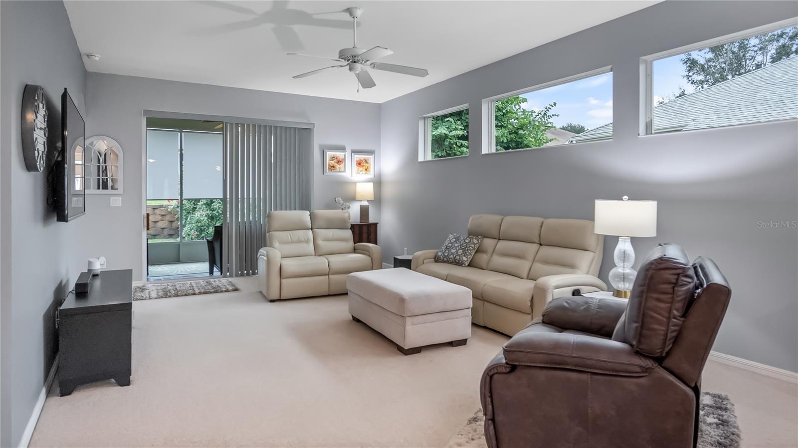 Image 10 of 30 For 21120 Lady Marion Way