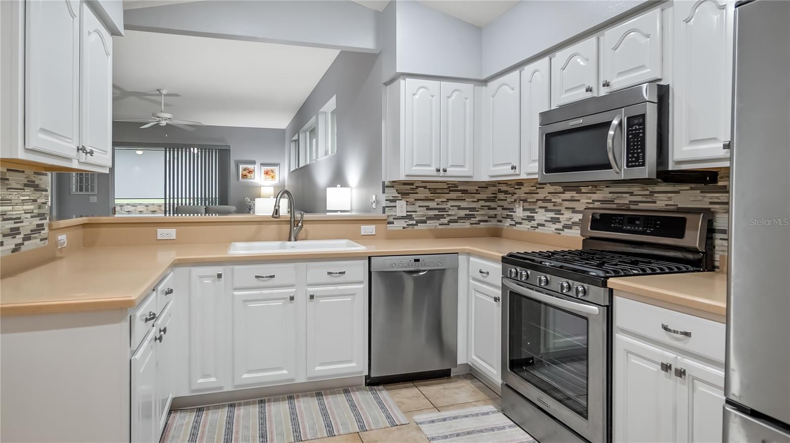 Image 14 of 30 For 21120 Lady Marion Way
