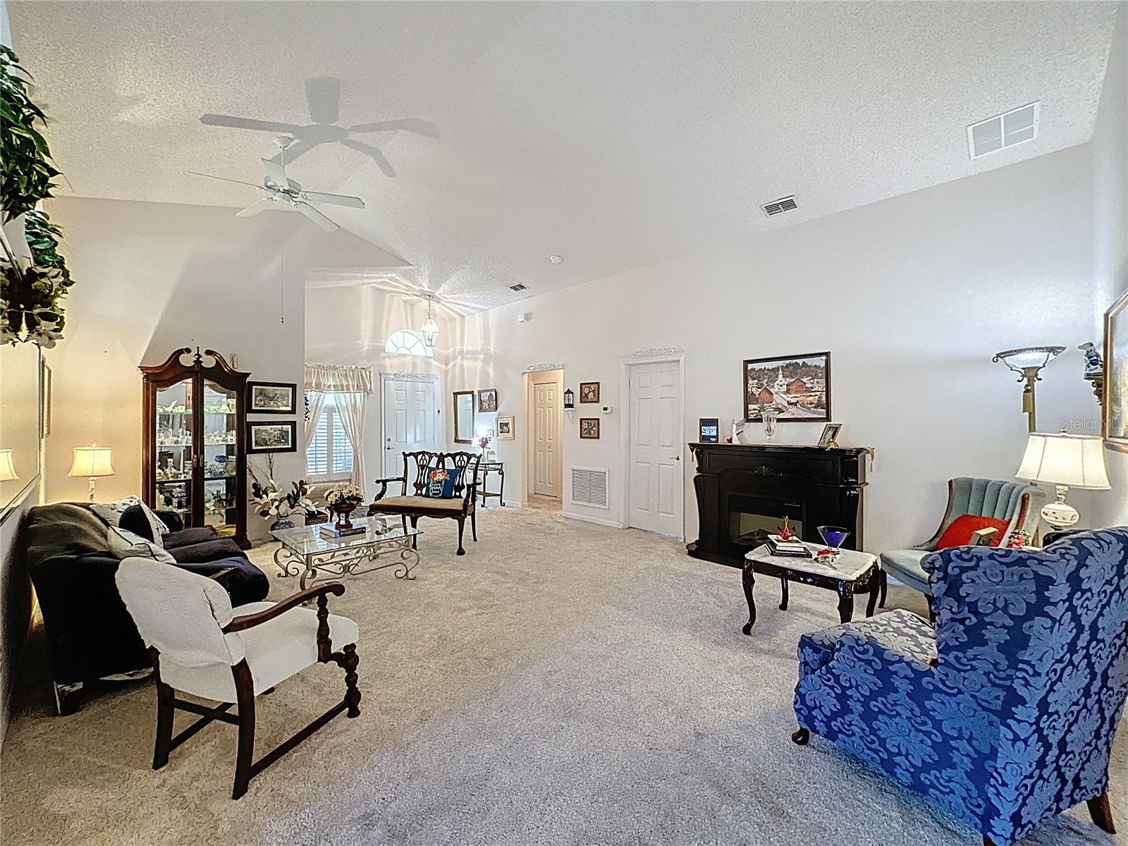 Image 14 of 56 For 3572 Capland Avenue