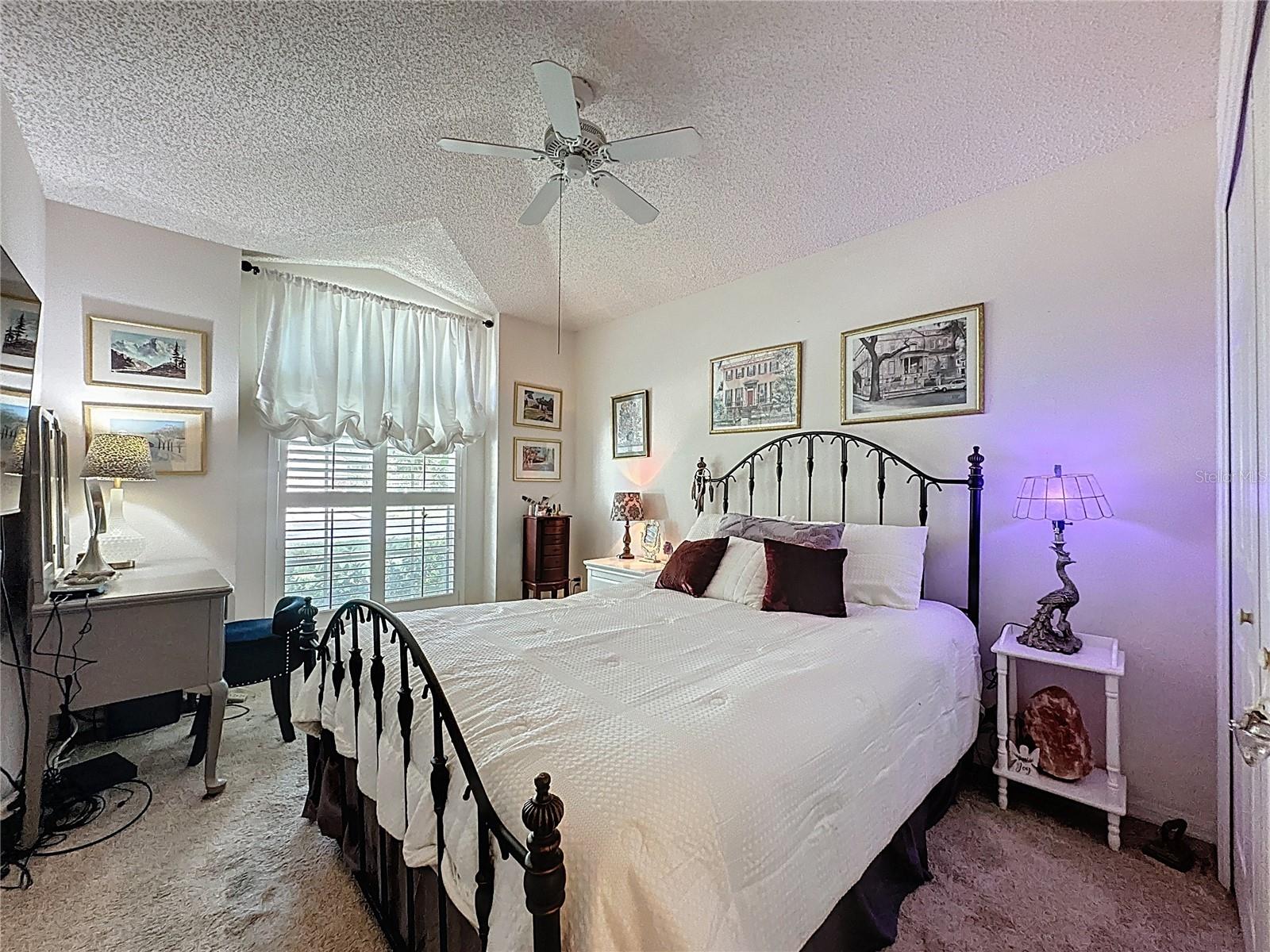Image 39 of 56 For 3572 Capland Avenue