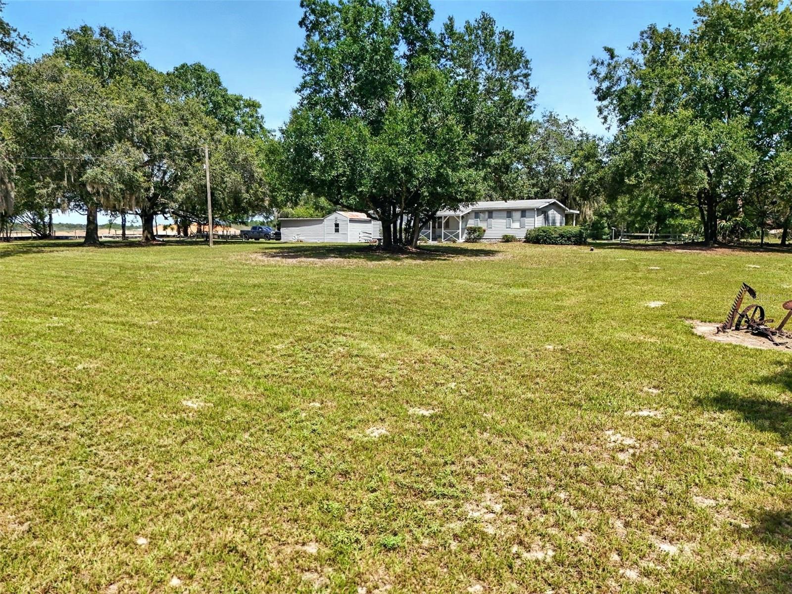 Image 11 of 44 For 37820 Rolling Acres Road