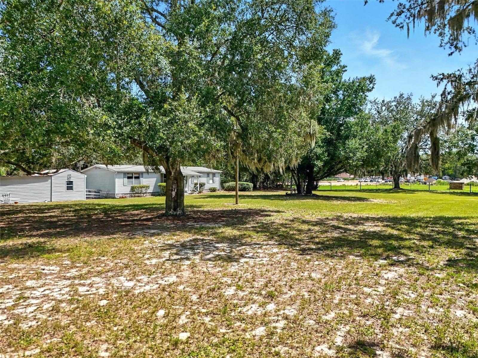 Image 12 of 44 For 37820 Rolling Acres Road