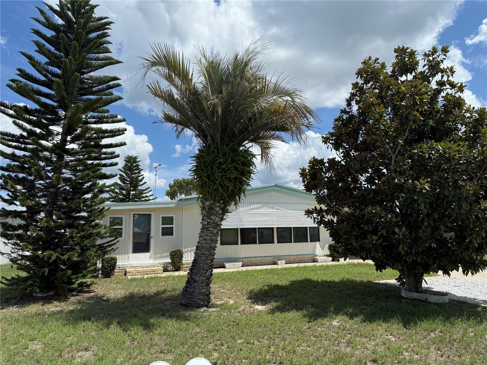 Image 2 of 4 For 1440 Nassau Circle