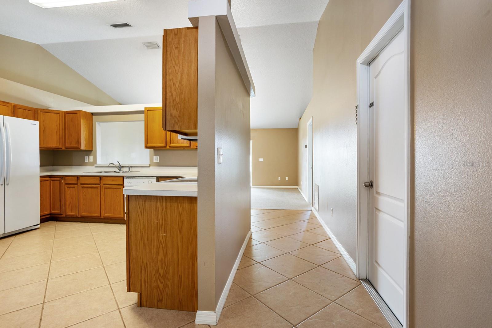 Image 10 of 38 For 9839 Crenshaw Cir