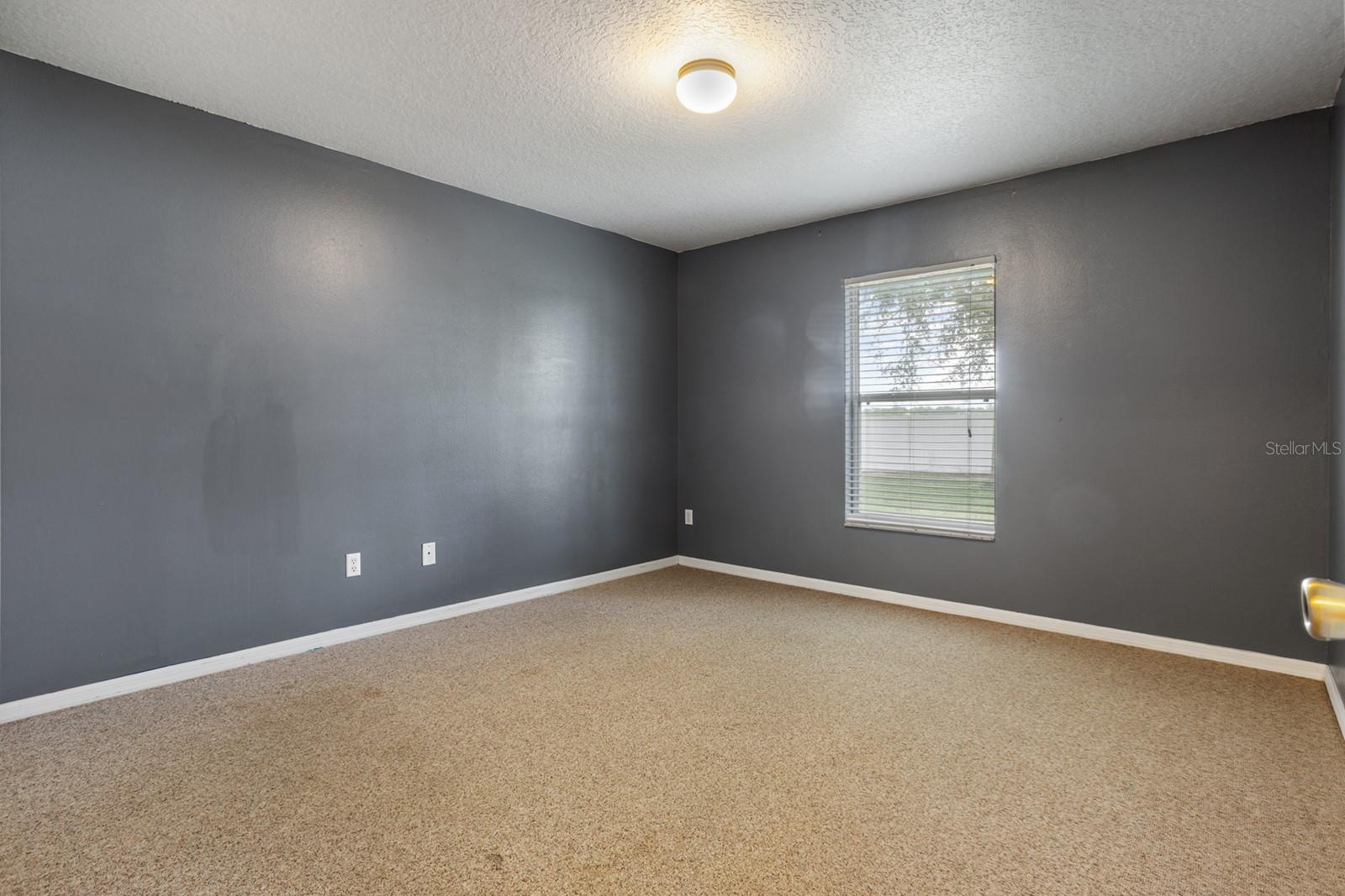 Image 22 of 38 For 9839 Crenshaw Cir