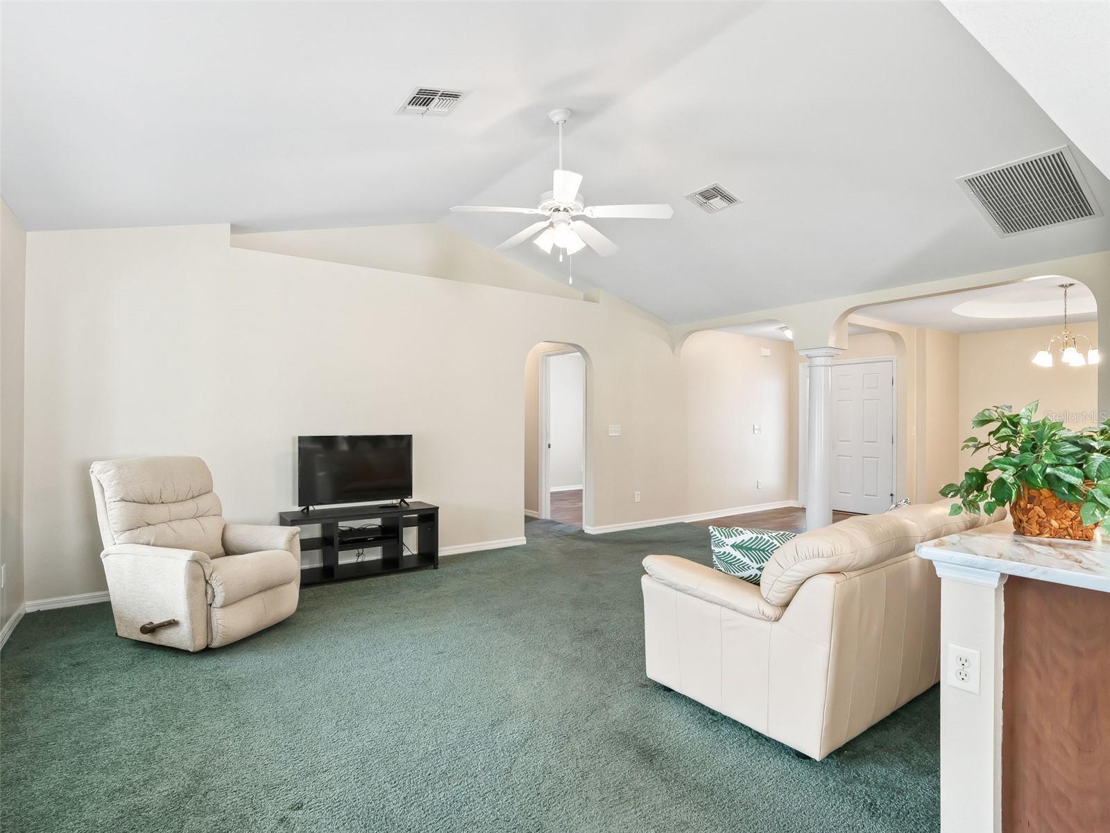 Image 8 of 51 For 12321 176th Loop