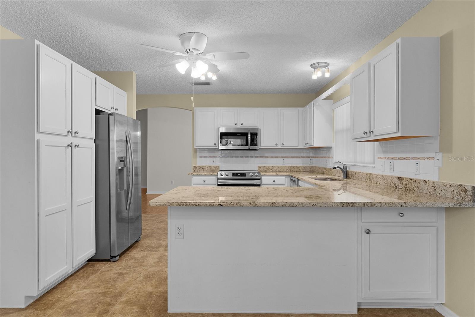 Image 18 of 44 For 912 Ventura Drive