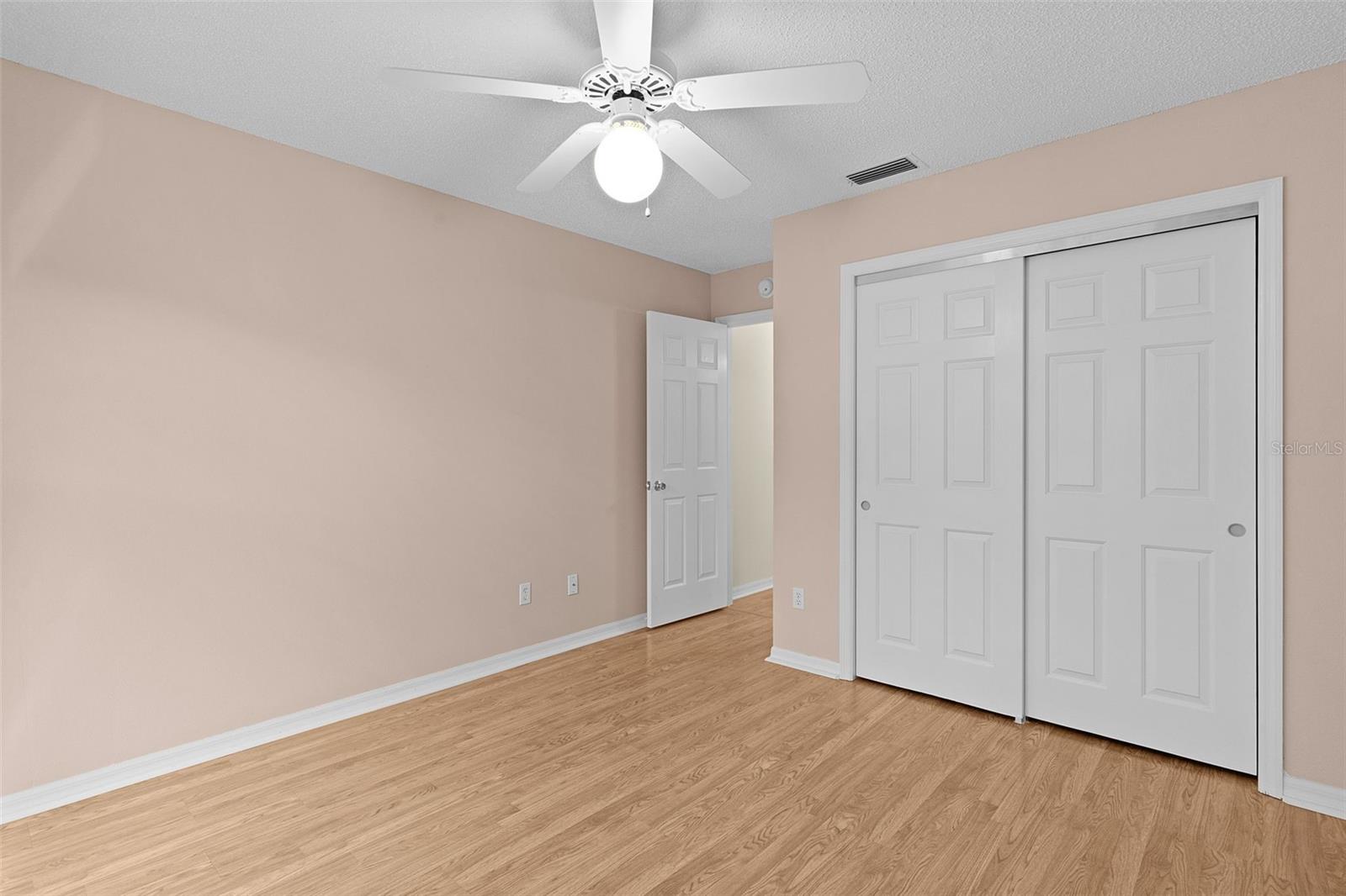 Image 28 of 44 For 912 Ventura Drive