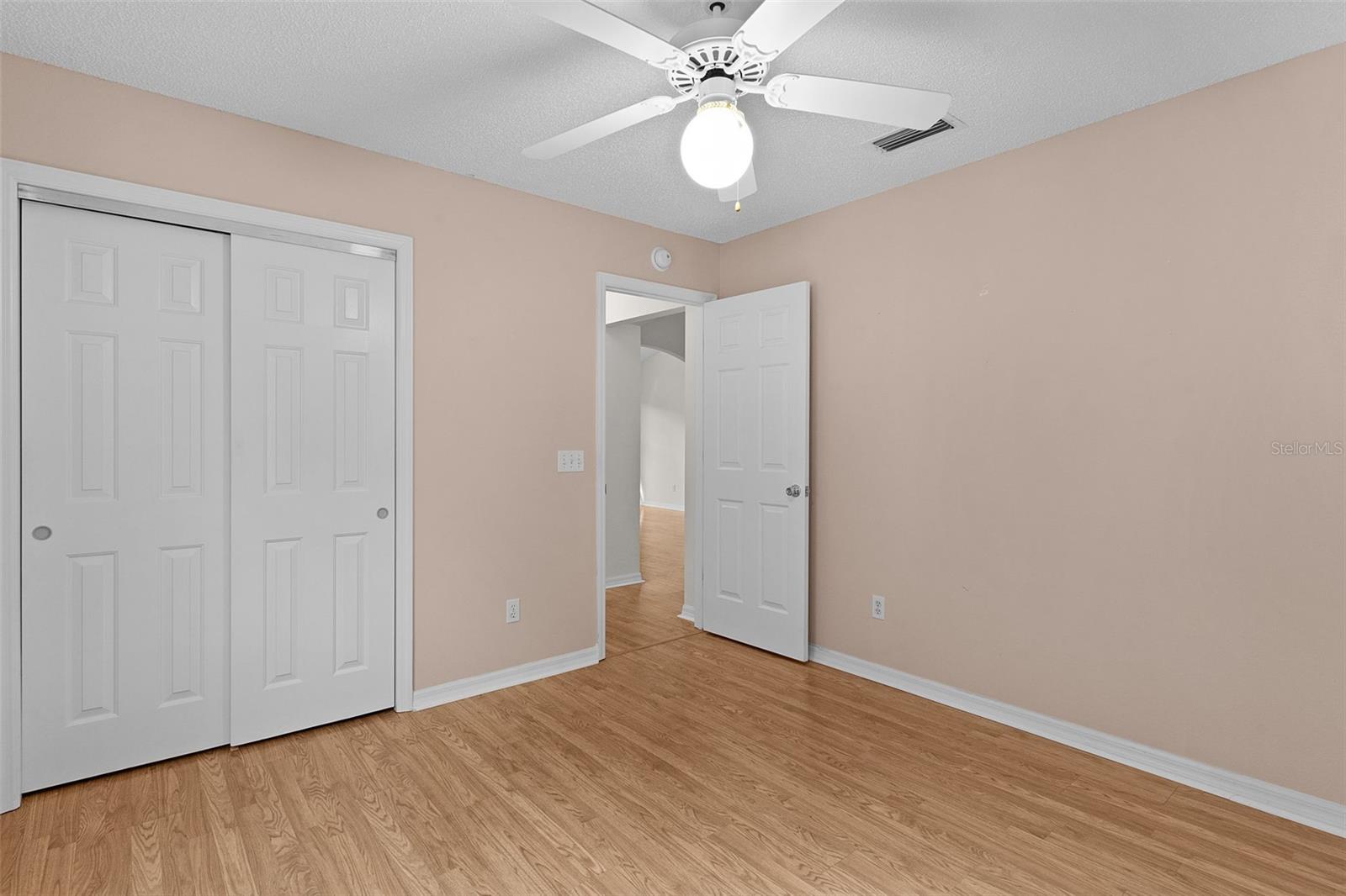 Image 31 of 44 For 912 Ventura Drive