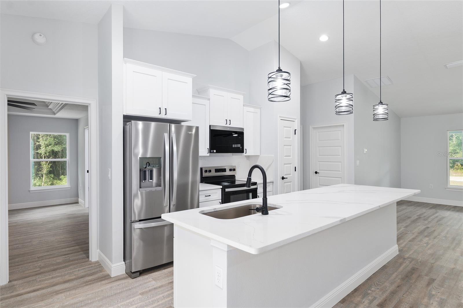 Image 16 of 45 For 595 Byrd Loop