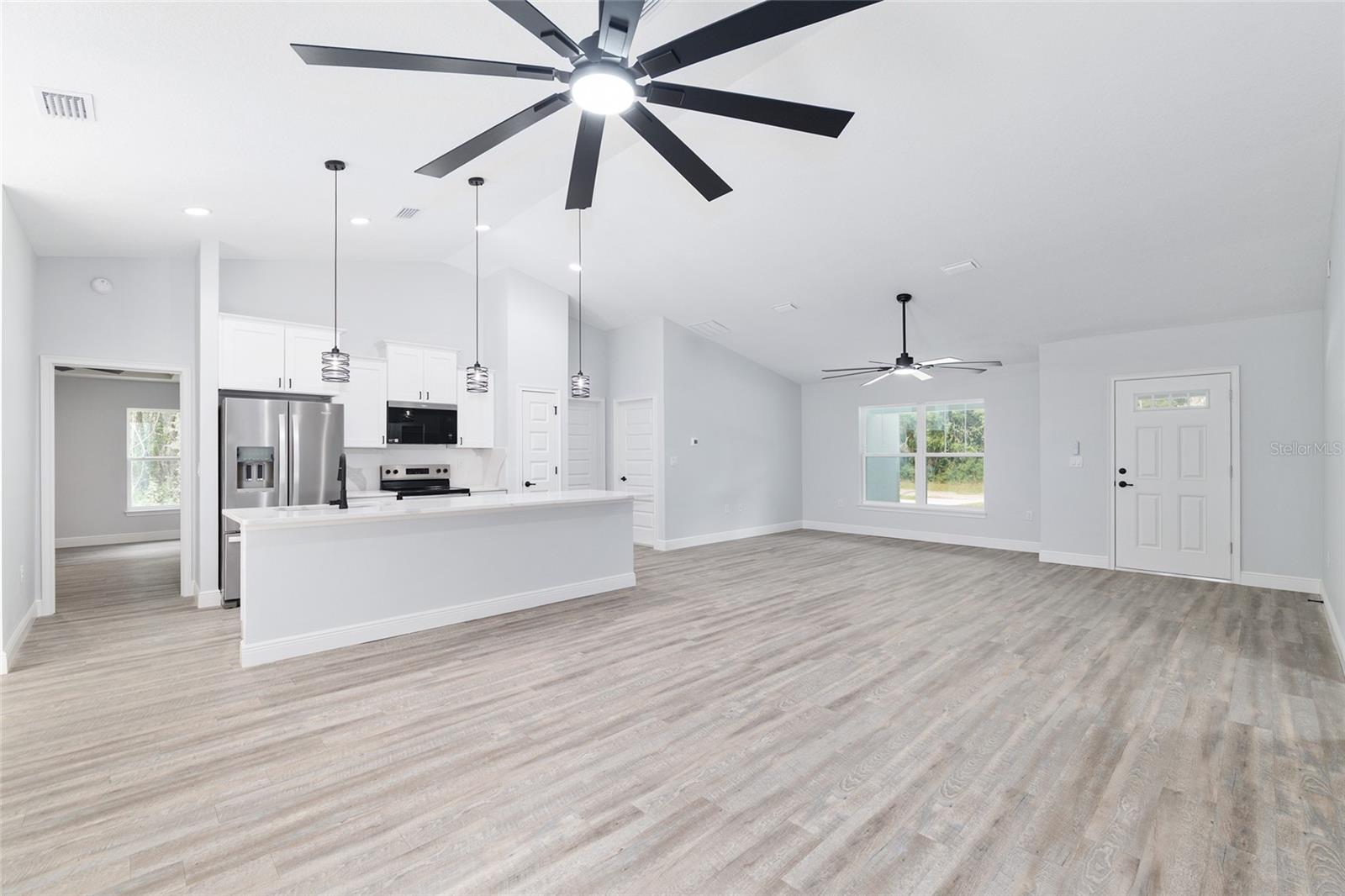 Image 20 of 45 For 595 Byrd Loop