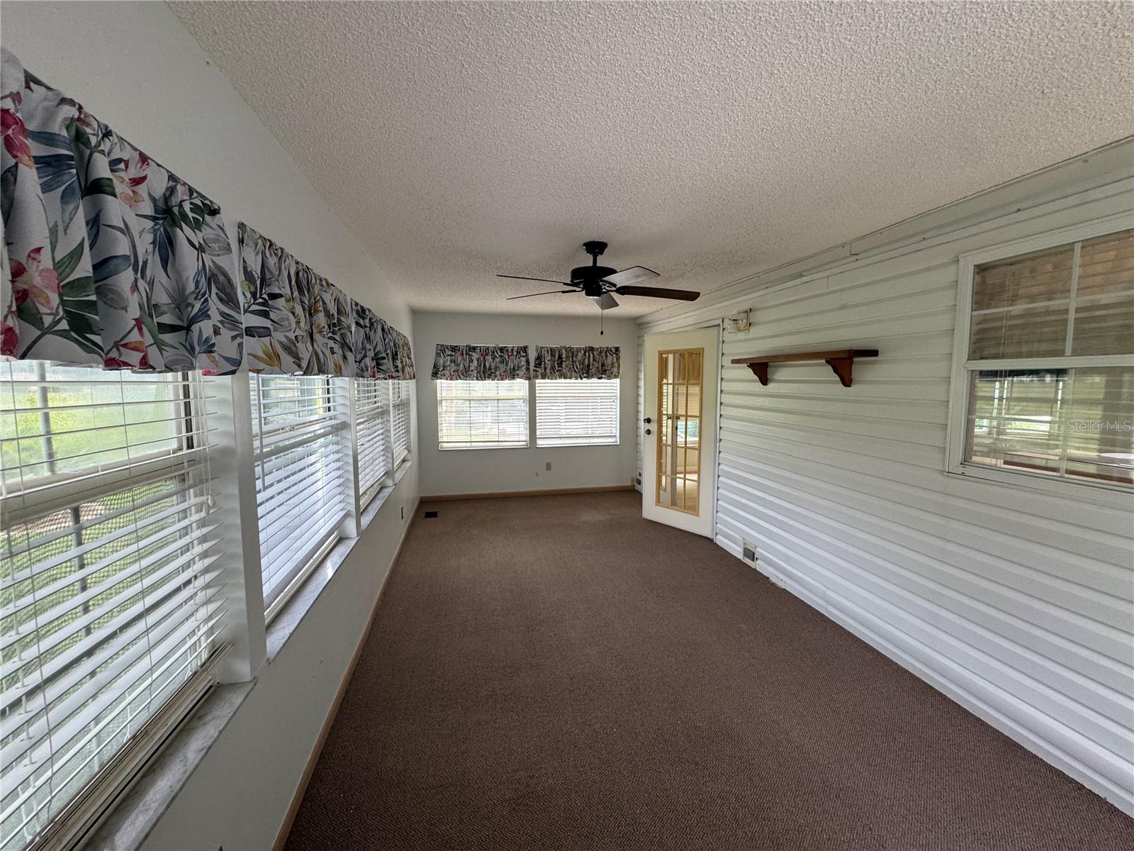 Image 18 of 20 For 25704 Oak Alley