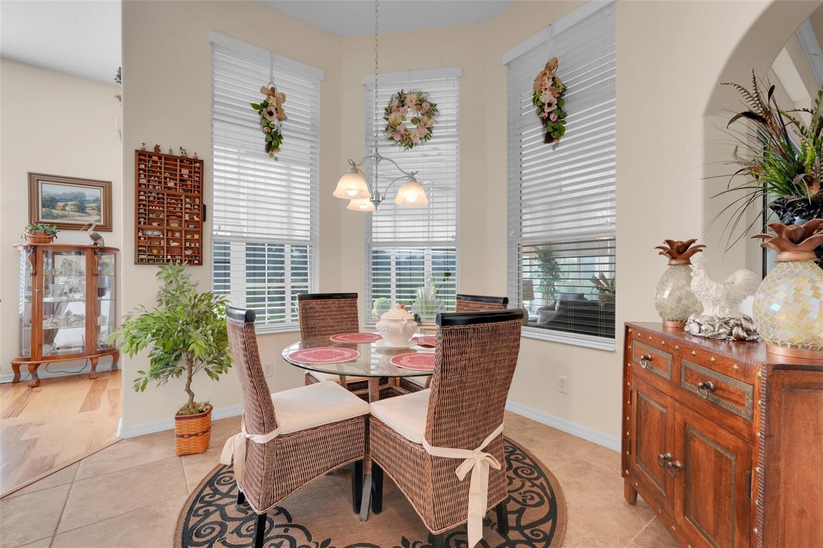 Image 19 of 40 For 27303 Stoney Brook Dr