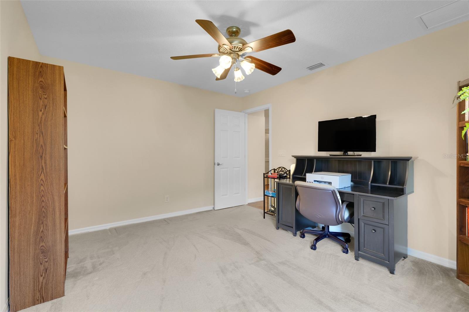 Image 21 of 40 For 27303 Stoney Brook Dr