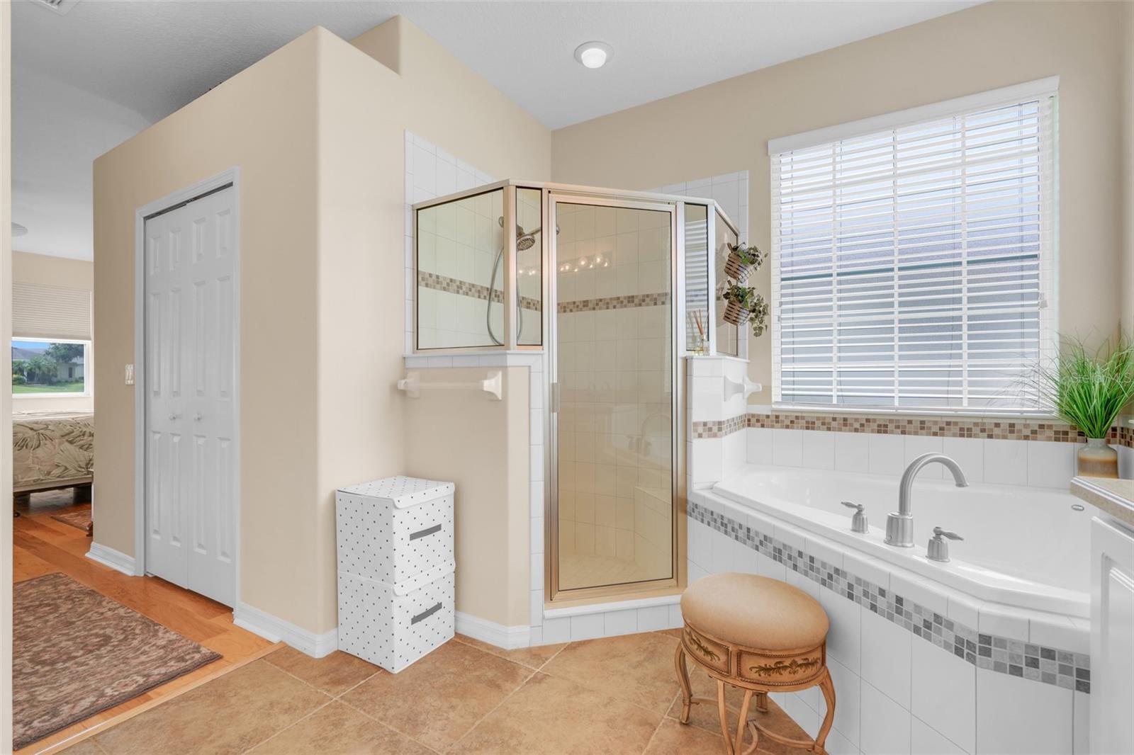 Image 26 of 40 For 27303 Stoney Brook Dr