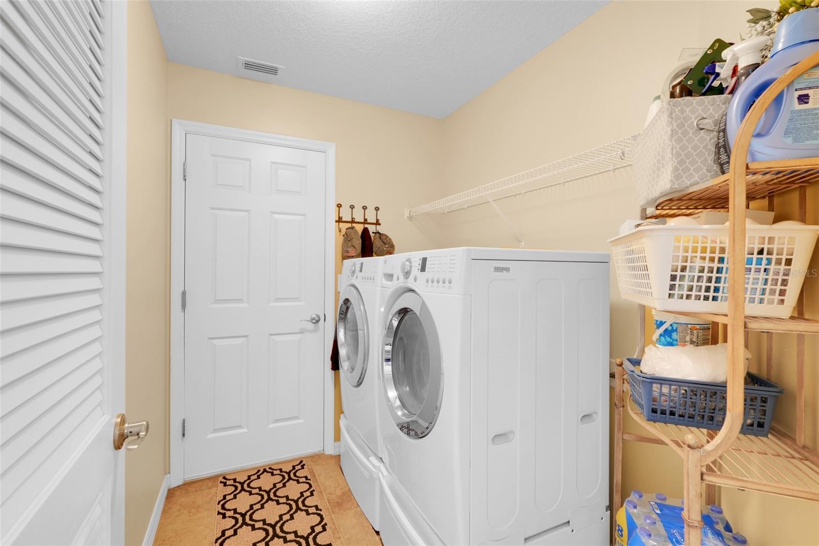 Image 27 of 40 For 27303 Stoney Brook Dr