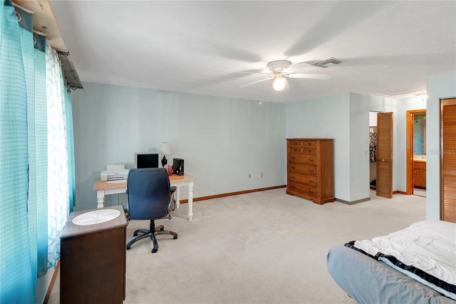 Image 15 of 49 For 5 Magnolia Lane