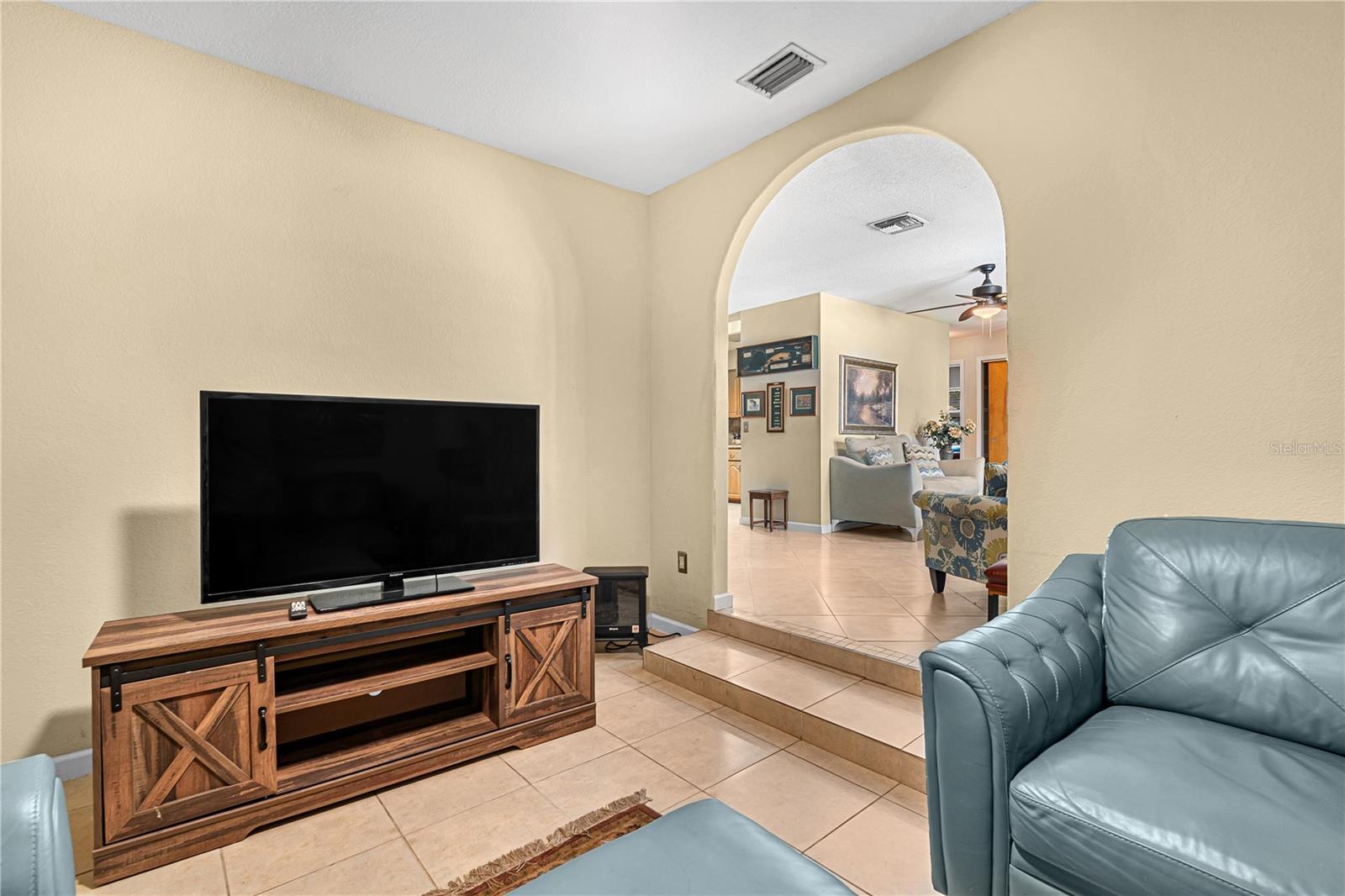 Image 6 of 40 For 1119 Cr 457  