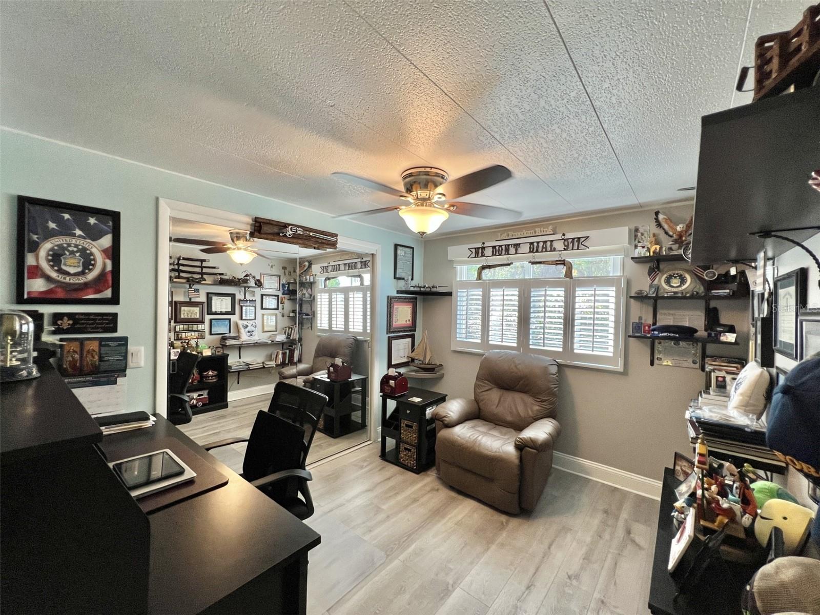 Image 33 of 74 For 207 Hawthorne Boulevard