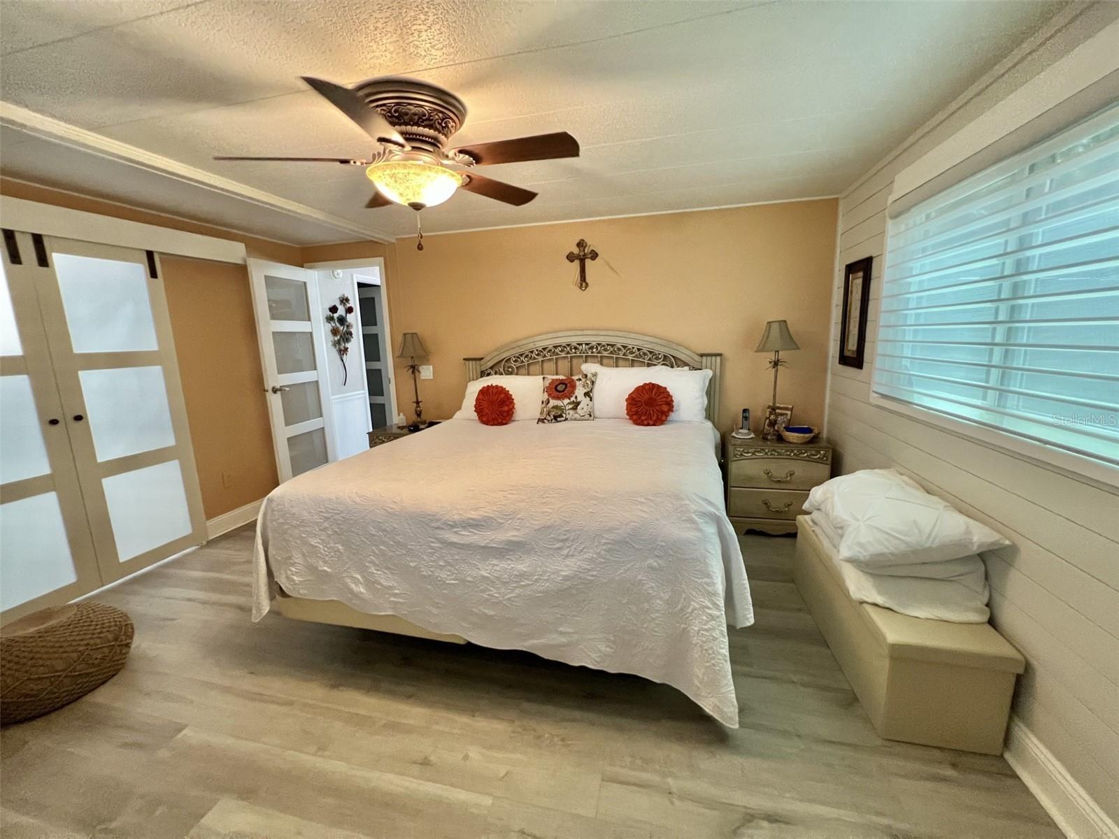 Image 39 of 74 For 207 Hawthorne Boulevard