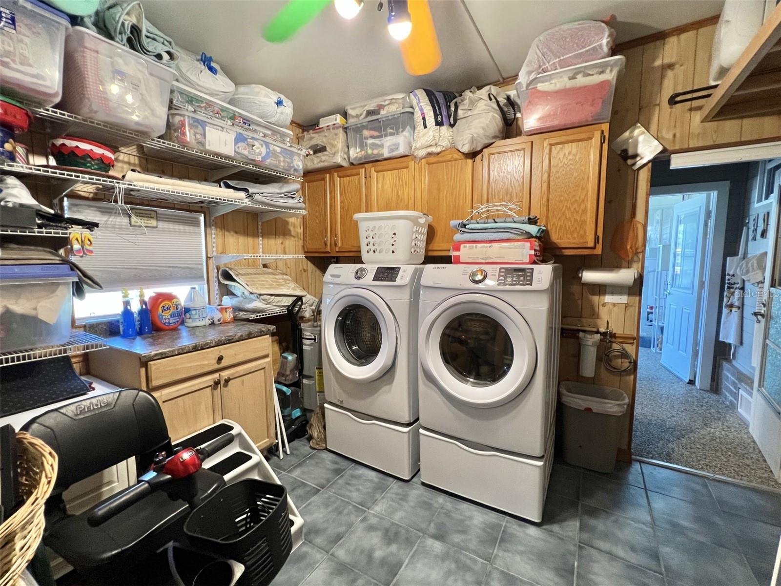 Image 61 of 74 For 207 Hawthorne Boulevard