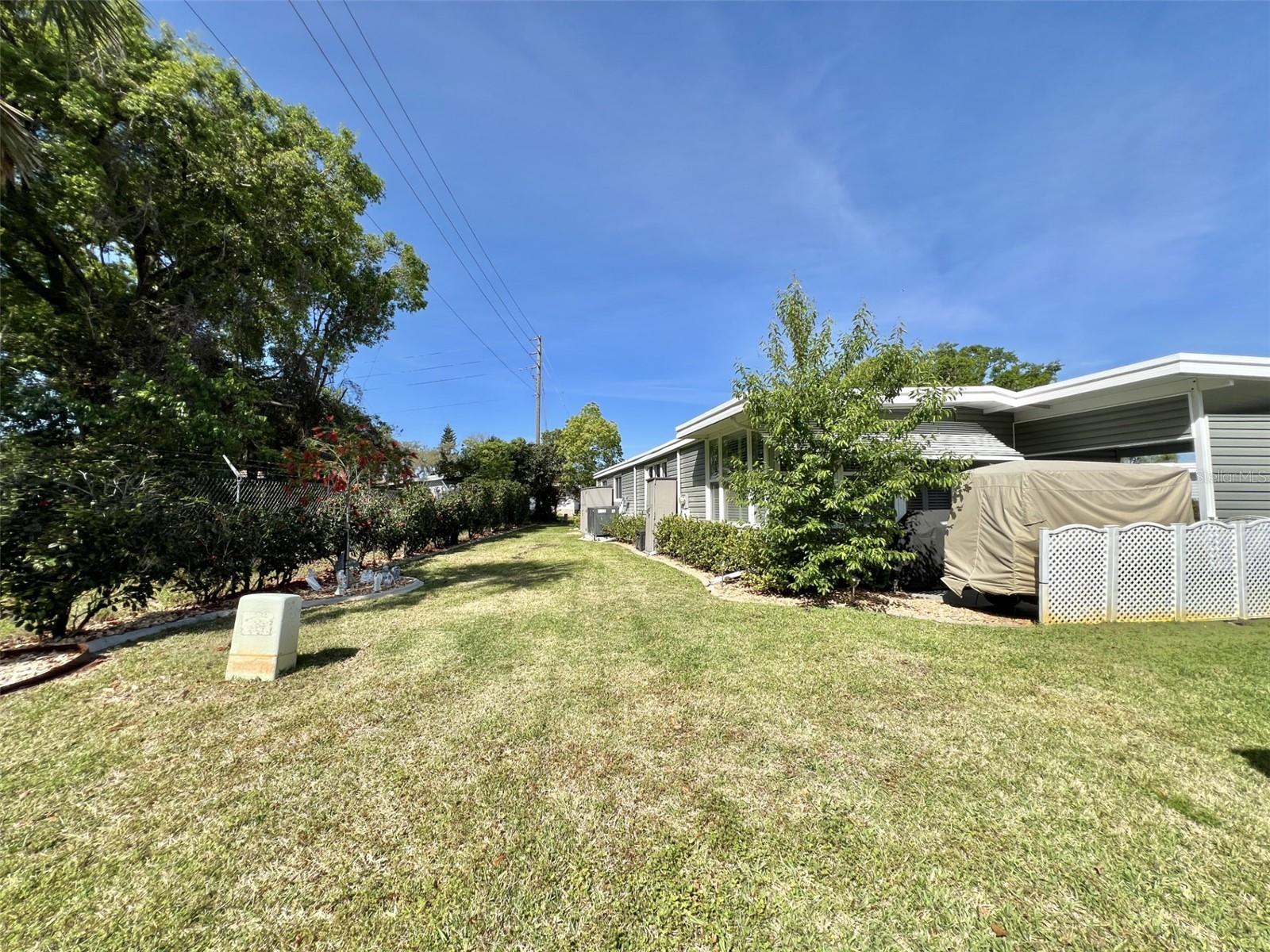 Image 9 of 74 For 207 Hawthorne Boulevard