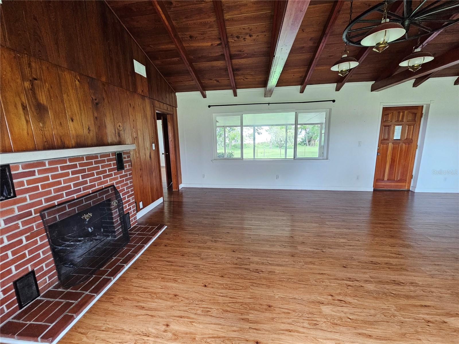 Image 10 of 20 For 18228 Kirk Island Lane A
