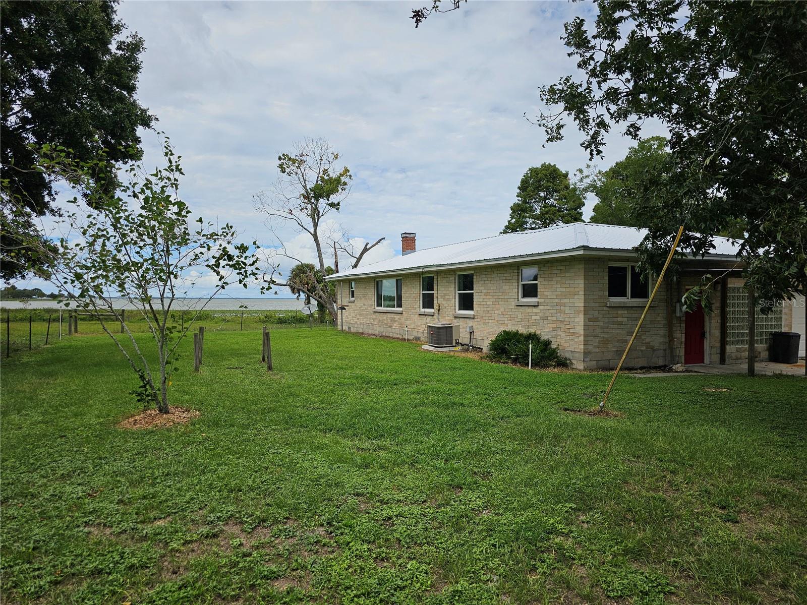 Image 18 of 20 For 18228 Kirk Island Lane A